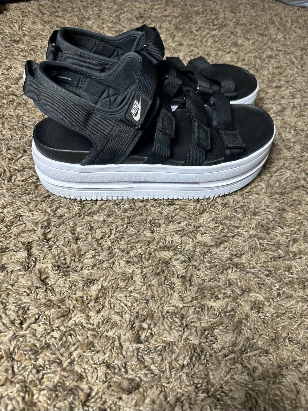 Nike sporty lightweight